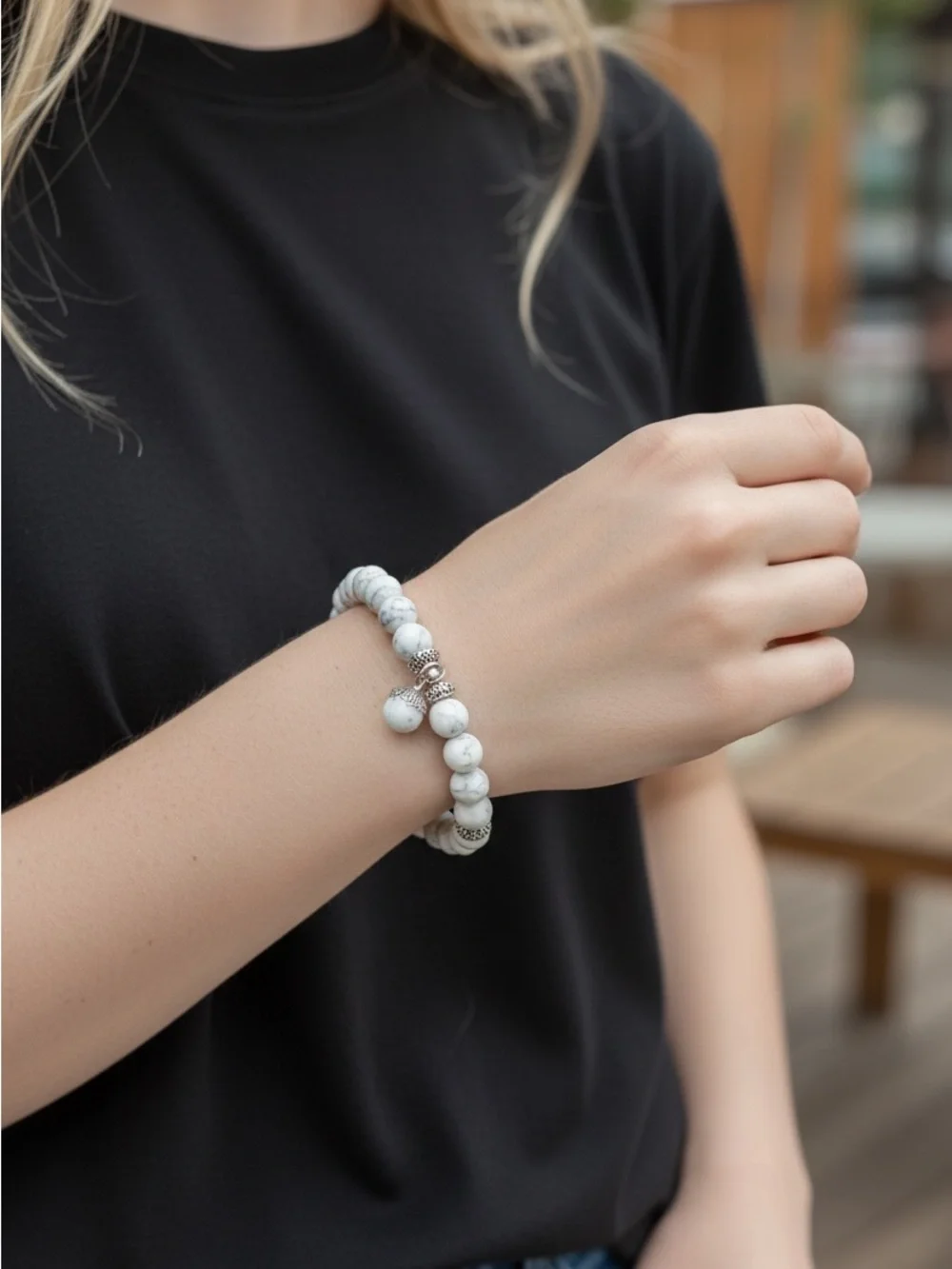 8/21 White Howlite Bead Bracelet with Silver Accents